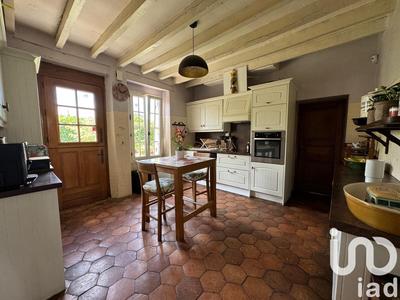 Maison - 234 m² - 8 pièces