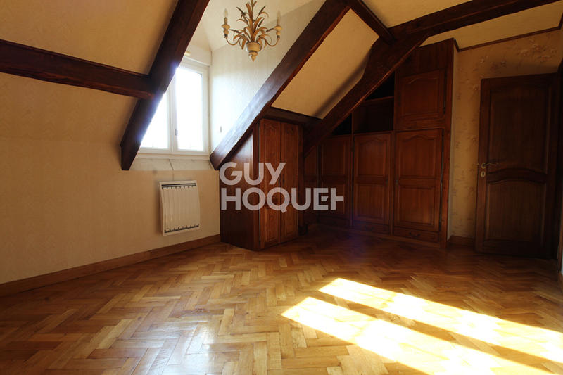 Maison - 175 m² - 8 pièces