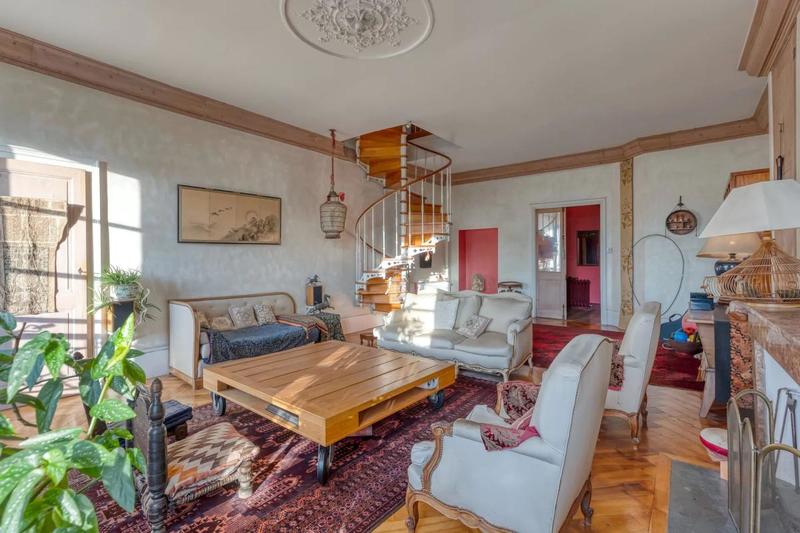 Duplex - 190 m² - 7 pièces