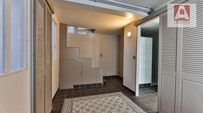 Loft - 83 m² - 3 pièces