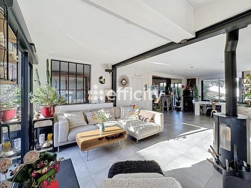 Maison - 115 m² - 5 pièces