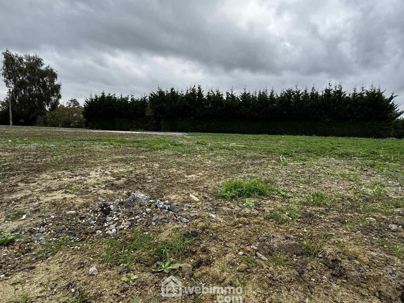 Terrain - 606 m²