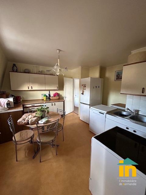 Appartement - 86 m² - 5 pièces