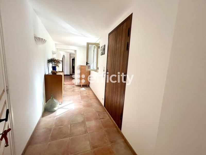 Villa - 160 m² - 5 pièces