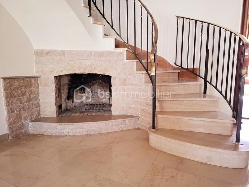 Maison - 91 m² - 4 pièces