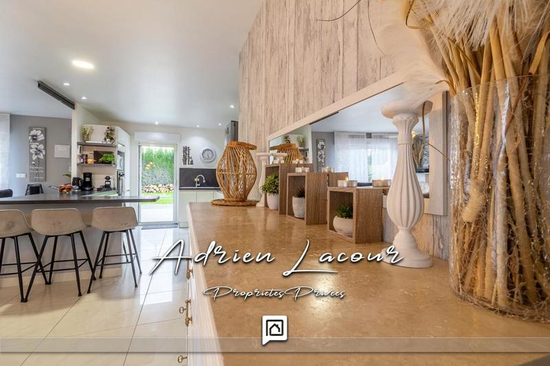 Maison - 144 m² - 7 pièces