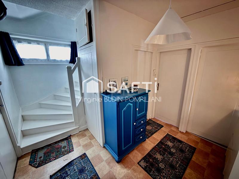 Maison - 96 m² - 5 pièces