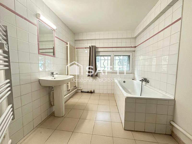 Maison - 162 m² - 5 pièces