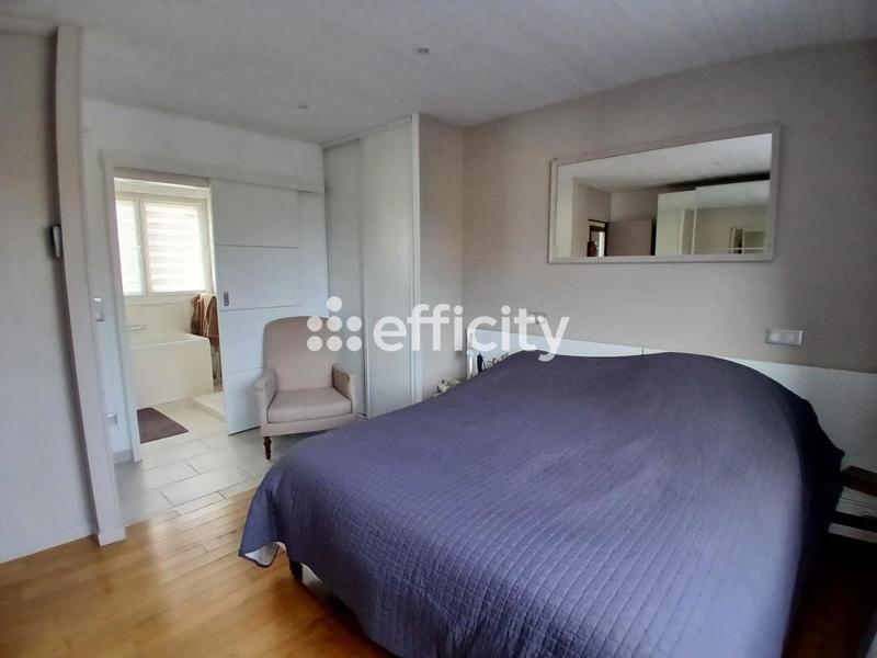 Maison - 145 m² - 6 pièces