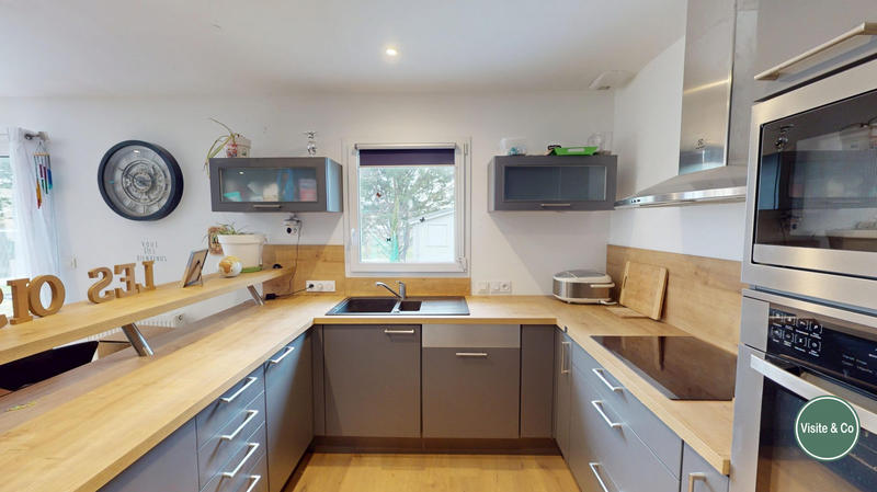 Maison - 110 m² - 5 pièces