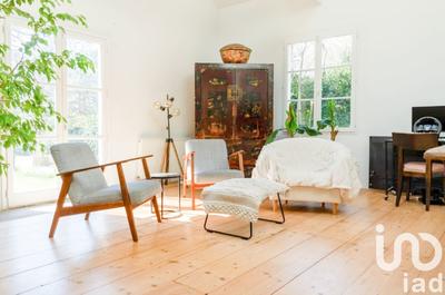 Maison - 211 m² - 7 pièces