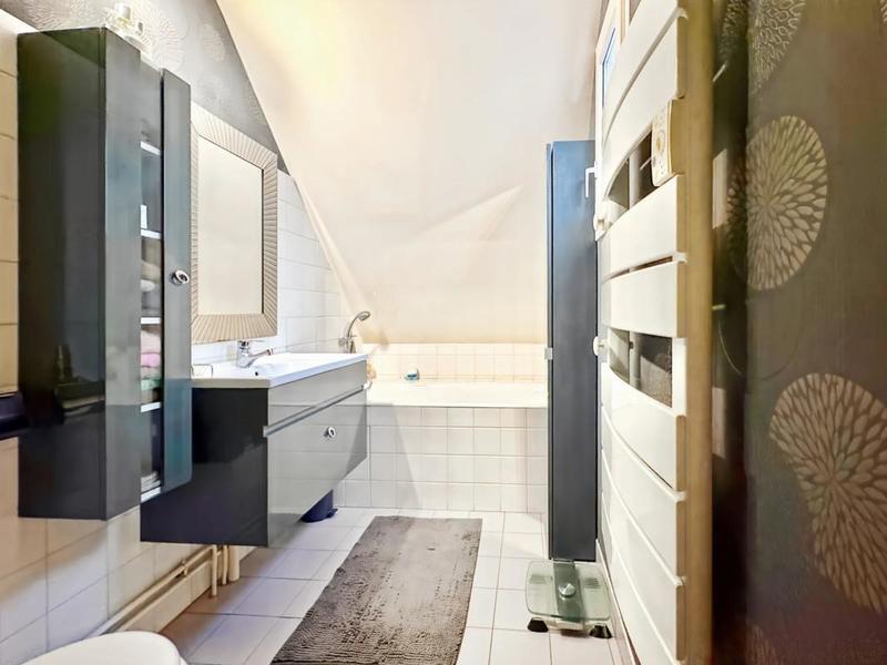 Maison d'architecte - 205 m² - 8 pièces