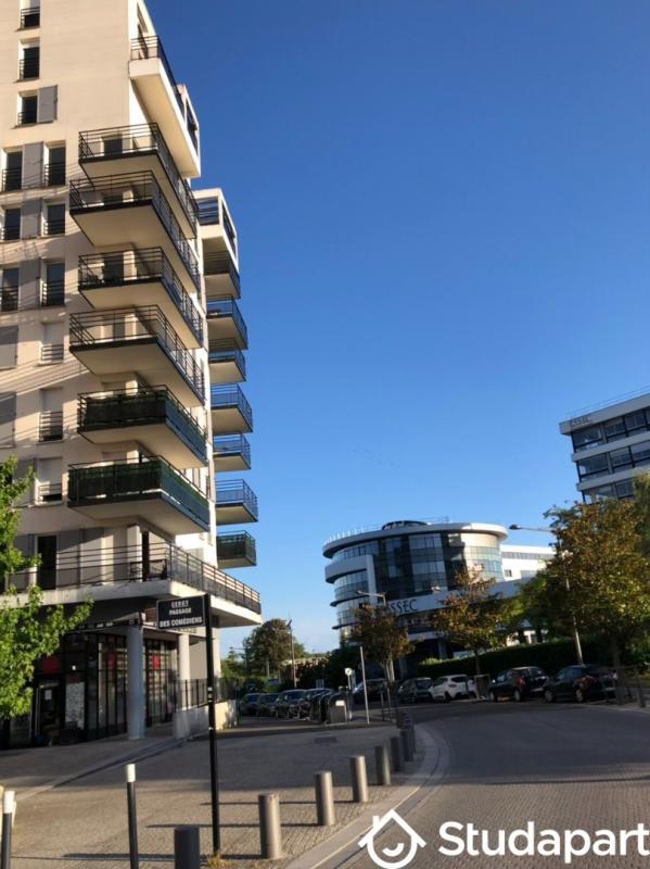 Chambre - 12 m² - 1 pièce