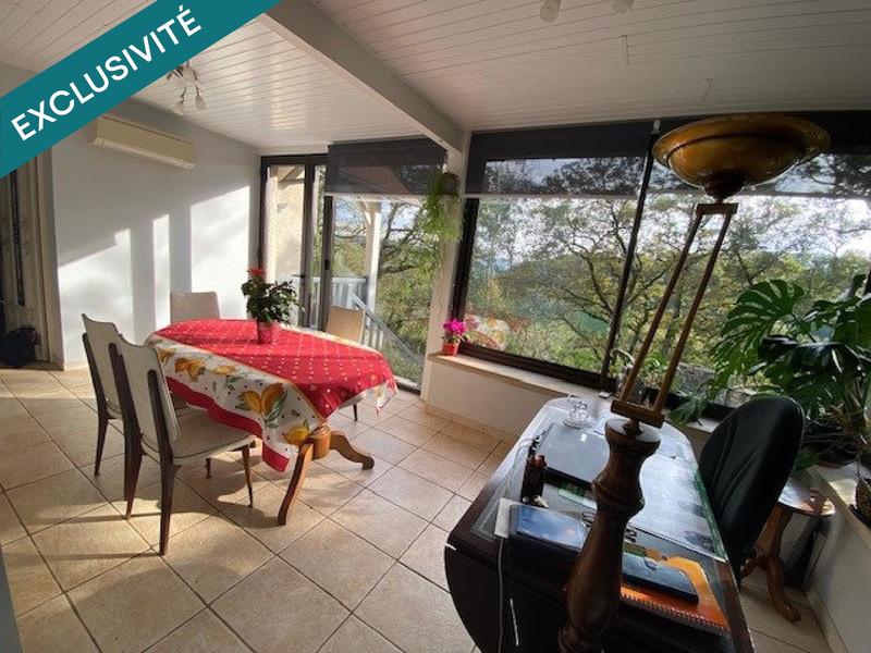 Maison - 177 m² - 5 pièces