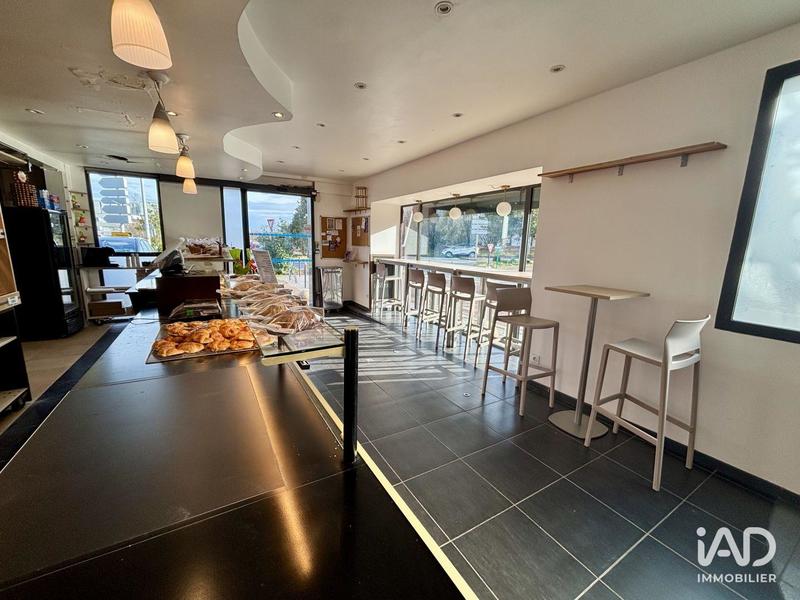 Local commercial - 200 m²