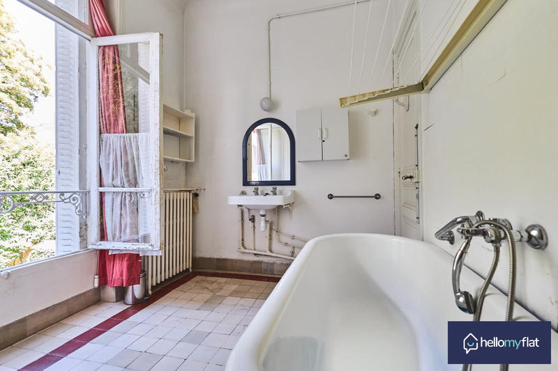 Maison - 188 m² - 8 pièces