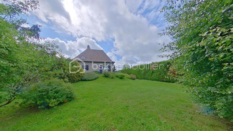 Maison traditionnelle - 140 m² - 5 pièces