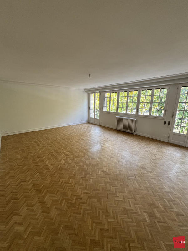 Appartement - 105 m² - 4 pièces