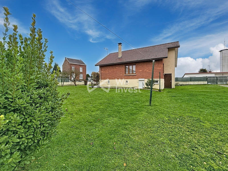 Maison - 90 m² - 6 pièces