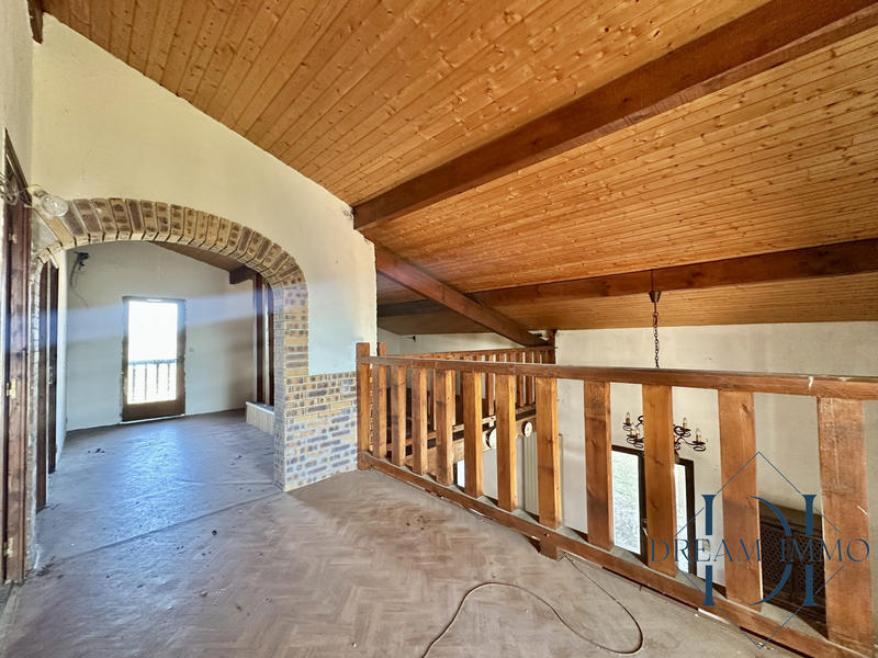 Maison ancienne - 180 m² - 5 pièces