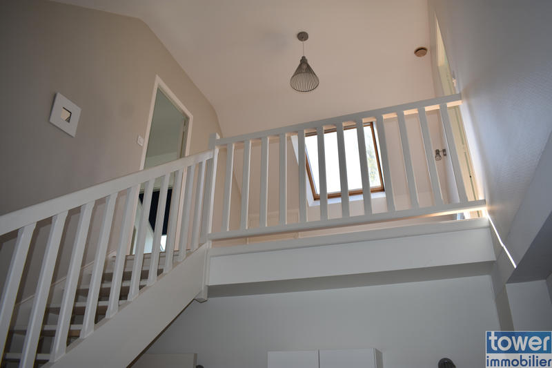 Maison - 178 m² - 8 pièces