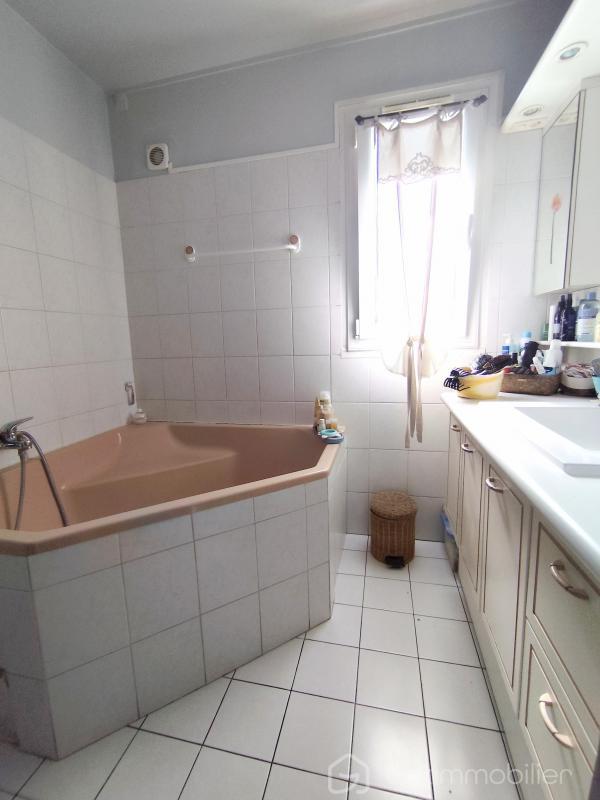 Maison traditionnelle - 120 m² - 6 pièces