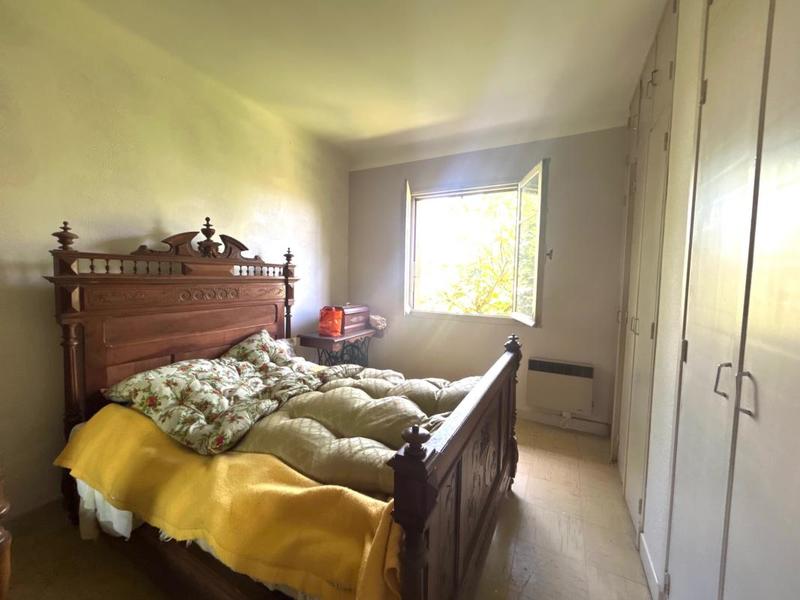 Propriété - 80 m² - 3 pièces