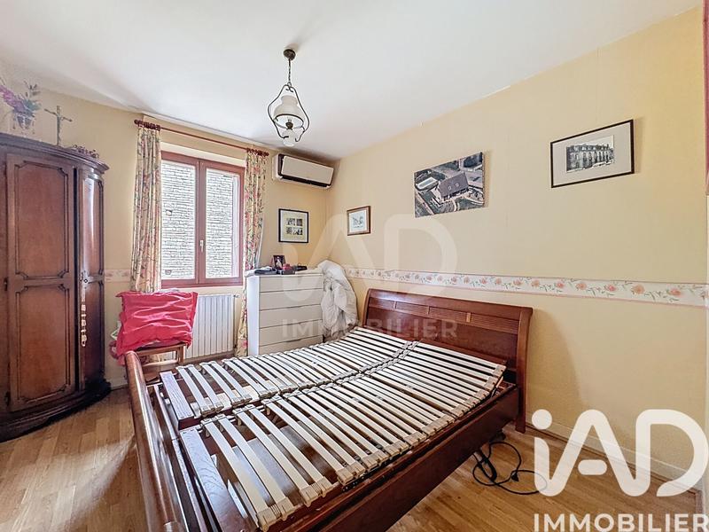 Maison - 200 m² - 7 pièces