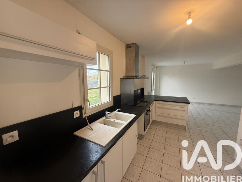 Maison - 90 m² - 5 pièces