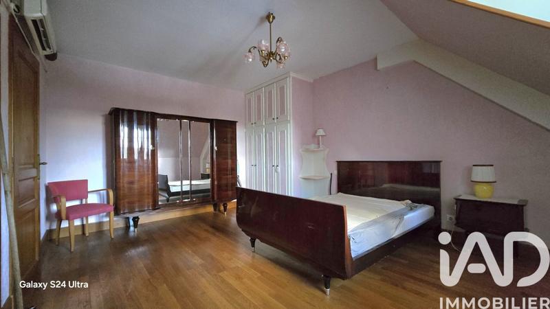 Maison de ville - 221 m² - 8 pièces