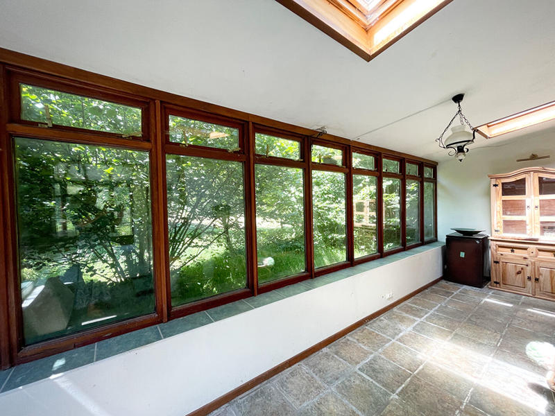 Maison - 130 m² - 9 pièces