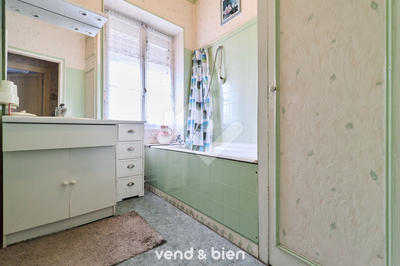 Maison - 150 m² - 10 pièces