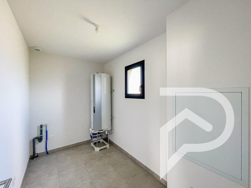 Maison - 99 m² - 4 pièces