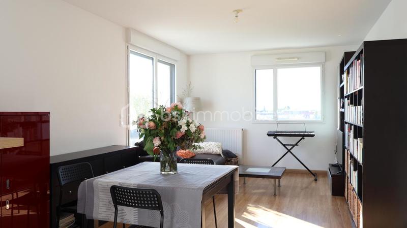 Appartement - 77 m² - 4 pièces