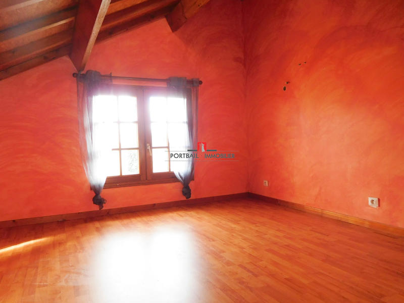 Appartement - 146 m² - 5 pièces