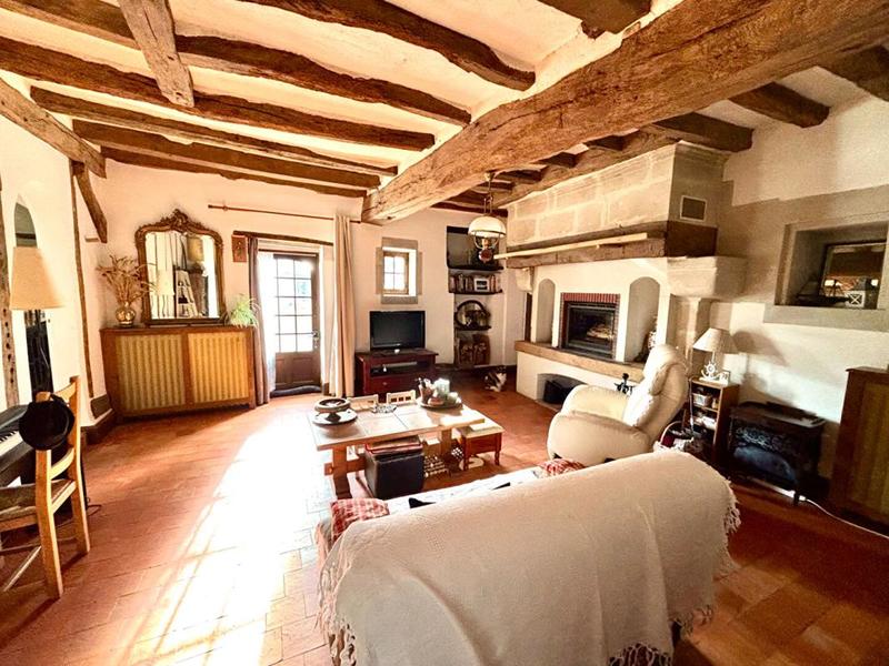 Demeure - 206 m² - 7 pièces