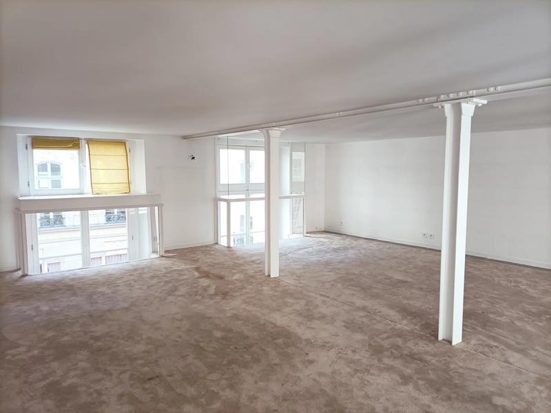 Appartement - 233 m² - 5 pièces