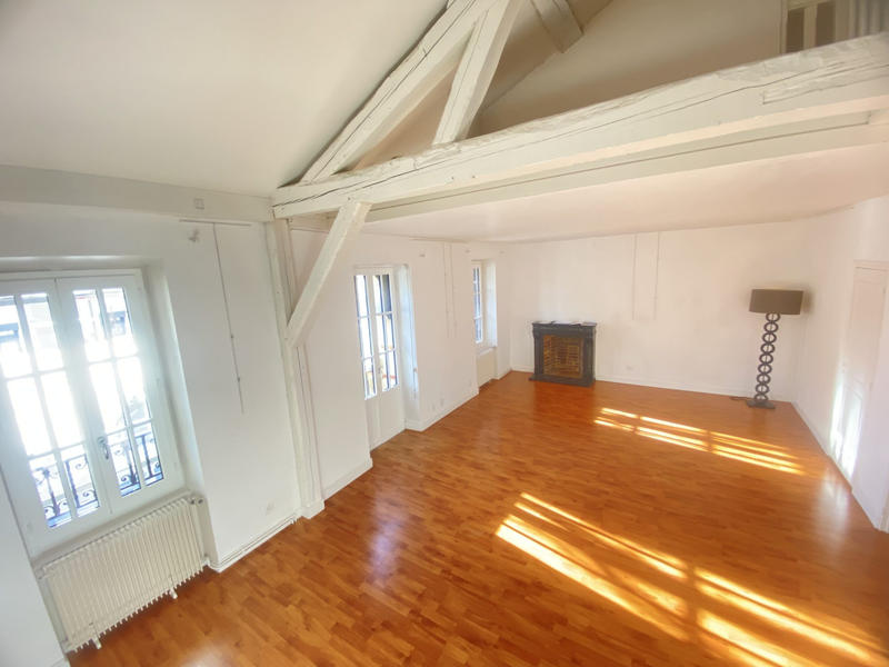 Appartement - 108 m² - 5 pièces