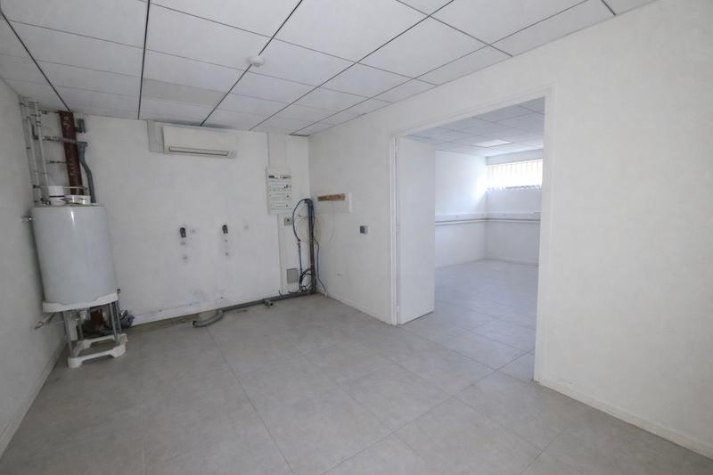Local commercial - 548 m² - 20 pièces