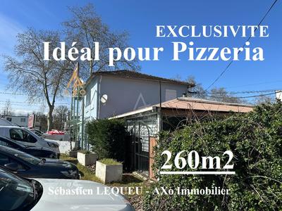 Local d'activités - 260 m² - 5 pièces