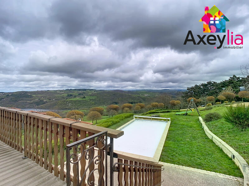 Maison - 173 m² - 7 pièces