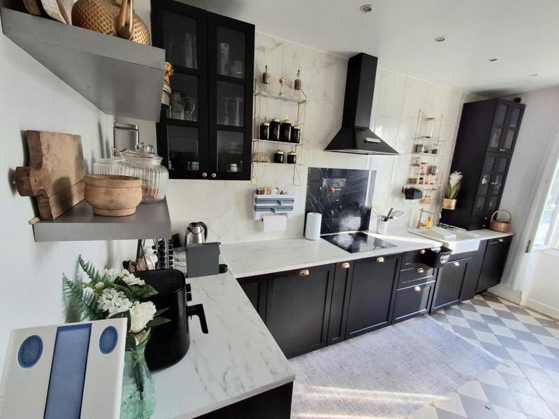 Maison - 90 m² - 5 pièces