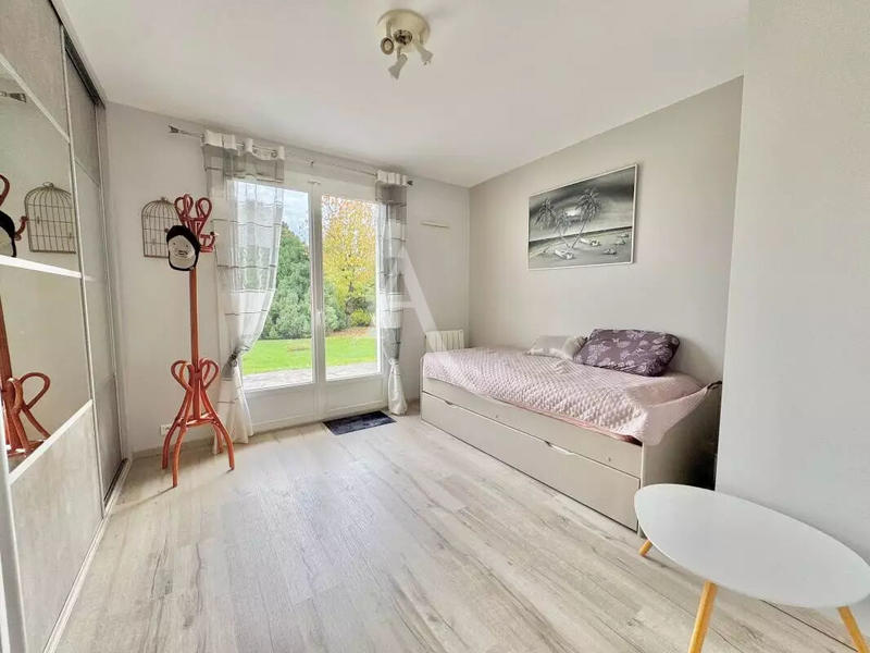 Maison - 170 m² - 7 pièces