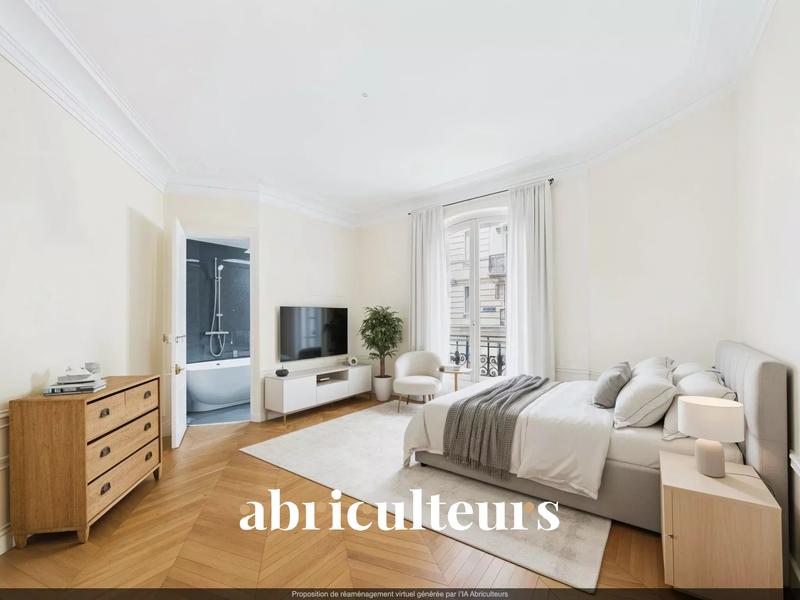 Appartement - 99 m² - 4 pièces