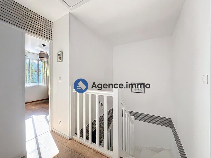 Maison - 97 m² - 5 pièces