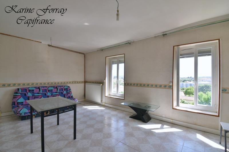 Maison traditionnelle - 277 m² - 12 pièces