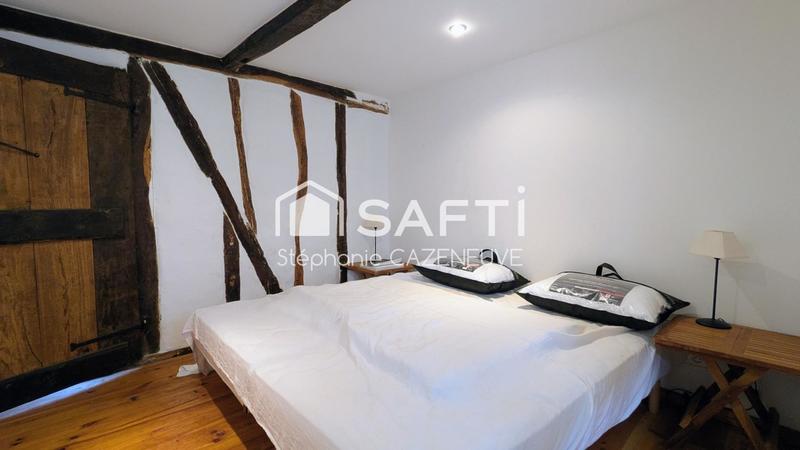 Maison - 233 m² - 9 pièces