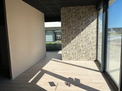 Local commercial - 109 m²