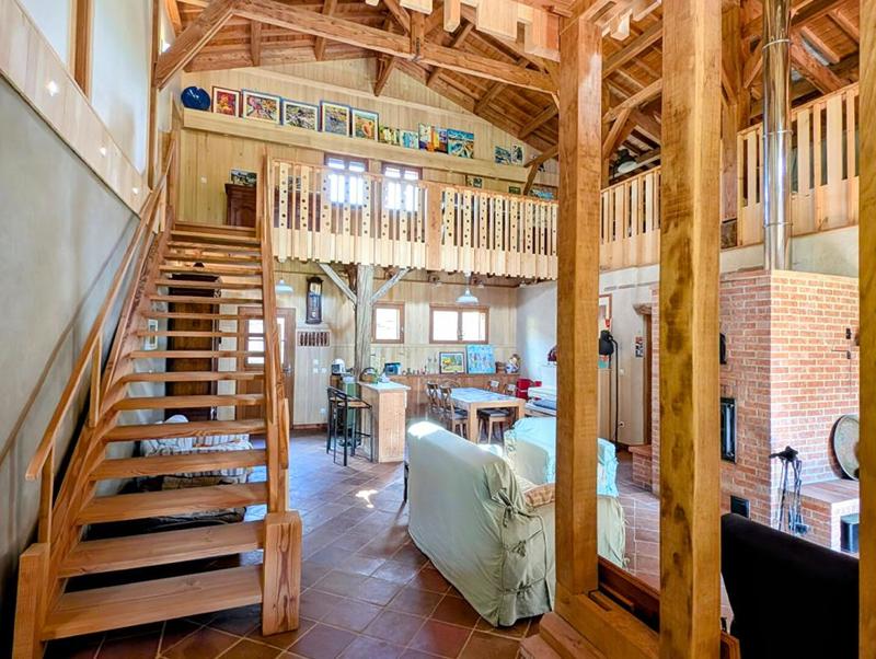 Maison - 235 m² - 5 pièces