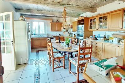 Villa - 260 m² - 7 pièces